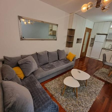 5 star apartment Podgorica Exteriör bild