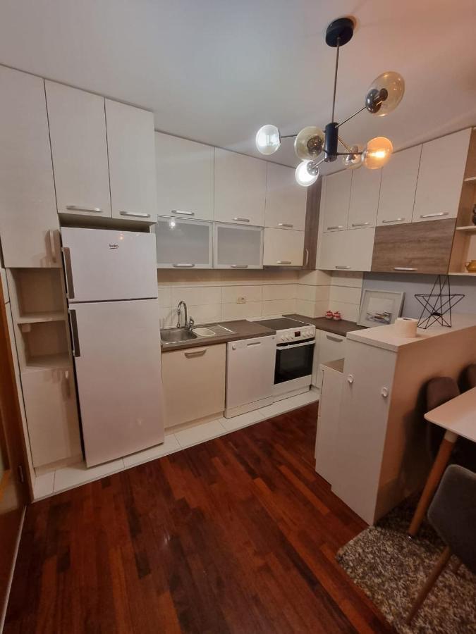 5 star apartment Podgorica Exteriör bild