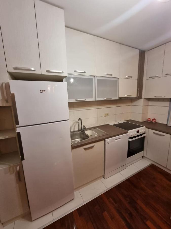 5 star apartment Podgorica Exteriör bild